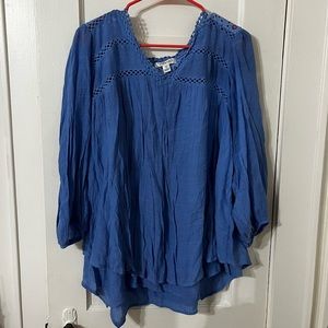 Size 1X Blue boho flowy top